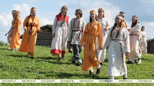 Фестиваль средневековья, обращающий к истокам: праздник "У госці да радзімічаў" проходит в Чаусском районе