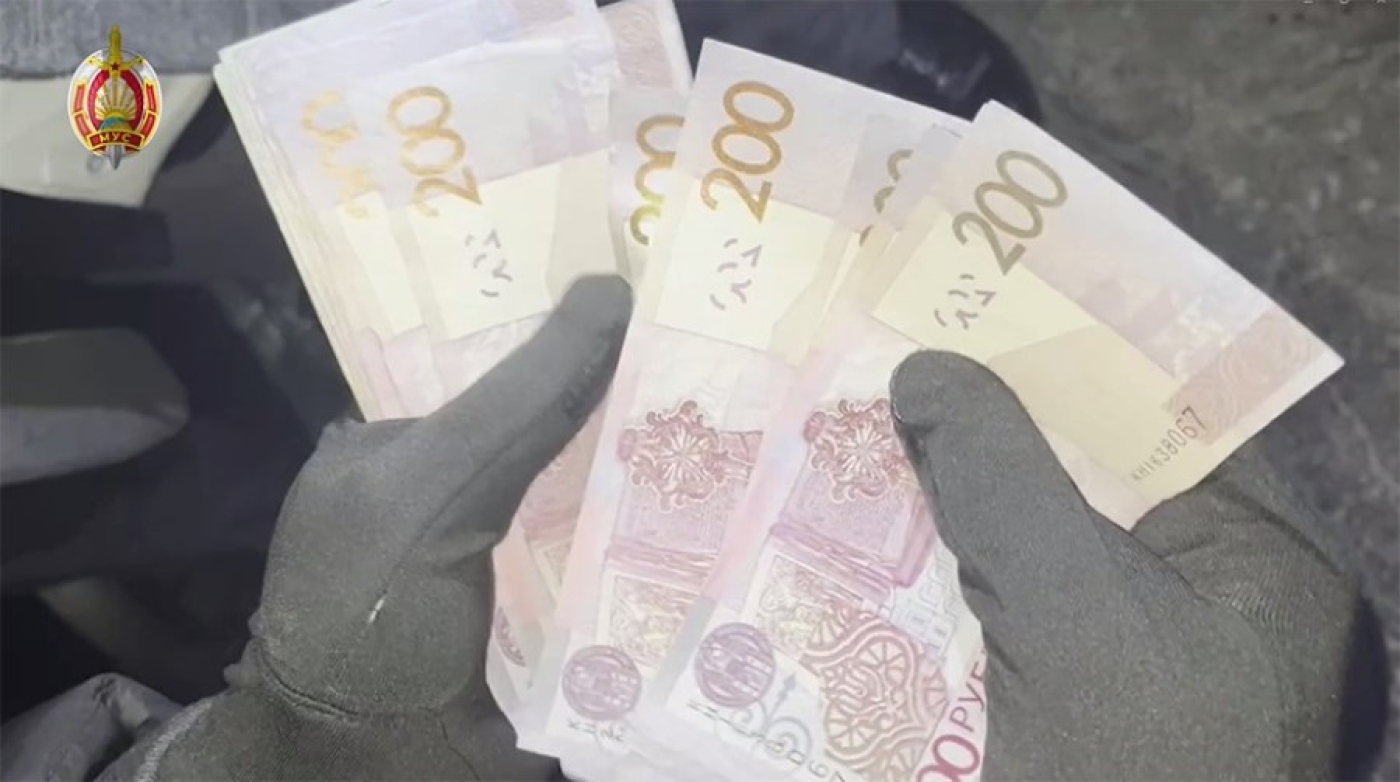 До 15 лет лишения свободы. За взятки задержаны представители дорожно-строительной компании