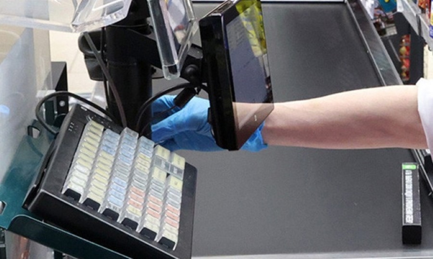 Почти все крупные торговые сети Беларуси обновили кассовое оборудование. А как же малый бизнес?