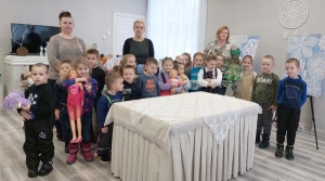 Маленькое увлечение взрослых людей: бал кукол