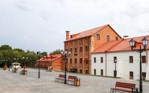 Лукашенко рассказали о свадебном буме после его приезда в Лошицу