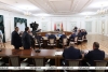 Лукашенко распорядился отправлять в армию всех, кто "не умеет" работать на уборочной