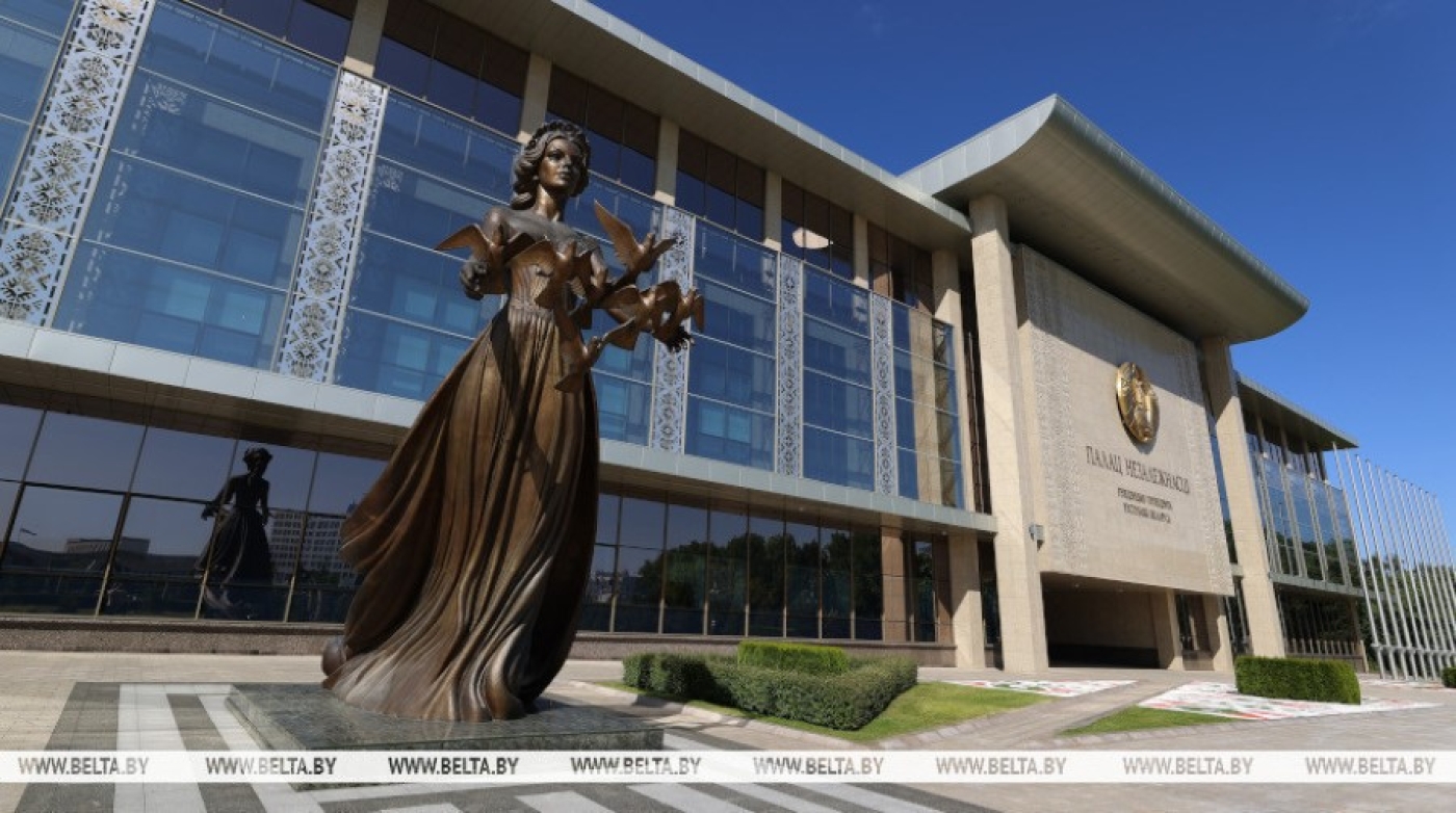 Сможет ли наука в Беларуси совершить "квантовый скачок"? Лукашенко требует от ученых опережать время