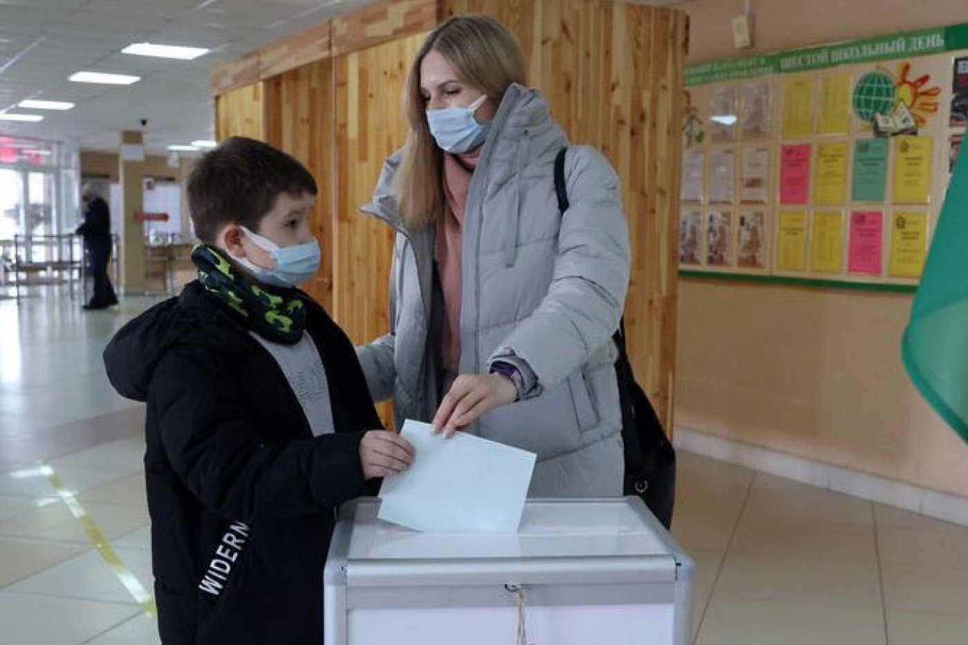 Лукашенко: белорусы должны прийти на референдум, иначе это может обернуться позором для страны