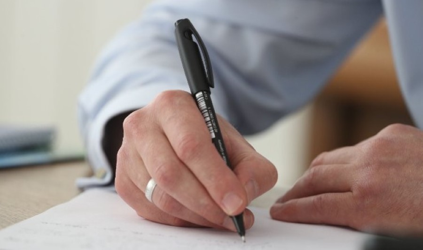 В Беларуси запретили учитывать расходы на премиальные авто в себестоимости