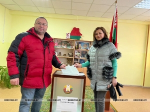 Голосуем за мирную и процветающую Беларусь!