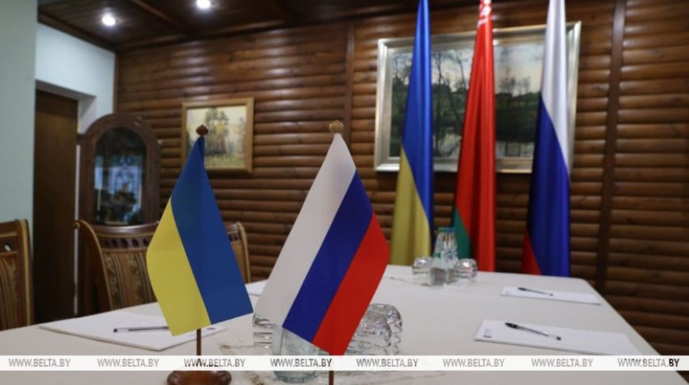 Лукашенко вновь призвал втроем славянскими народами договориться о мире в Украине