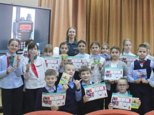 Каб дзеці не сустрэліся з  небяспекай…