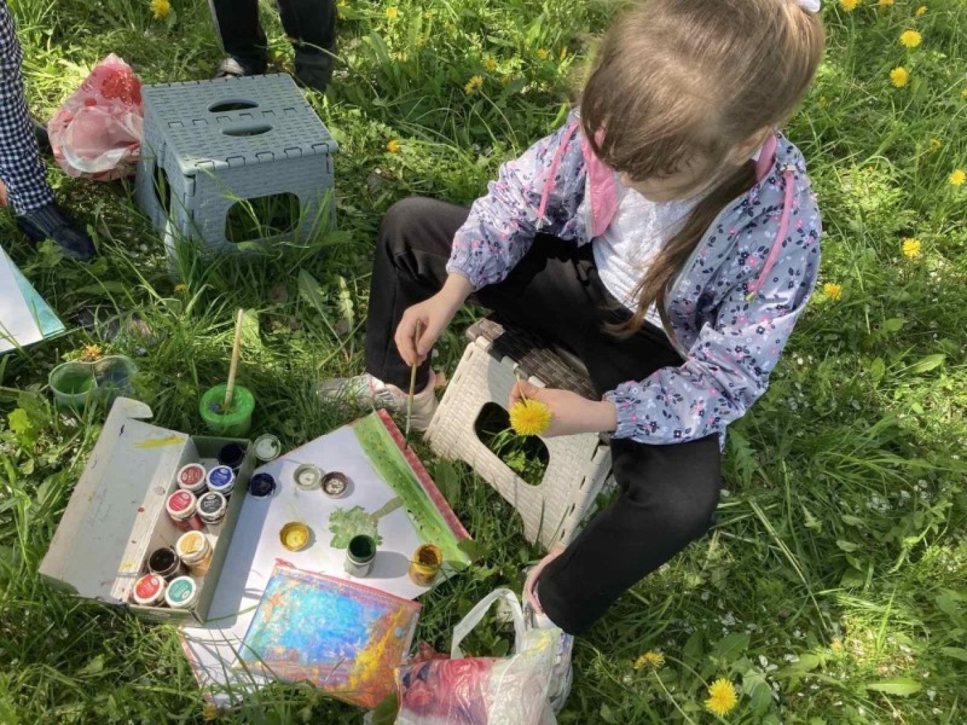 Дети рисуют Цветы Победы