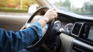 В Беларуси могут разрешить управлять транспортом без прав — кого это коснется