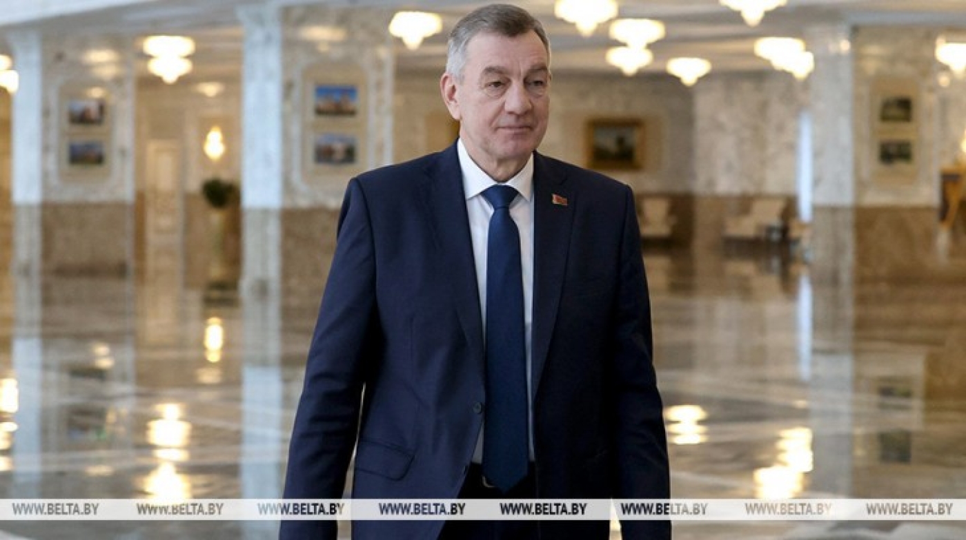 "Героизм знаю. А вот где плохо?" Лукашенко принял с докладом управляющего делами Президента Назарова