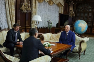 Лукашенко: в Беларуси рады принимать трудолюбивых людей из Узбекистана