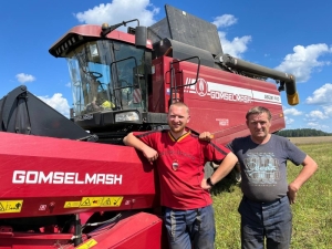 В ООО «Ома» убирают рапс