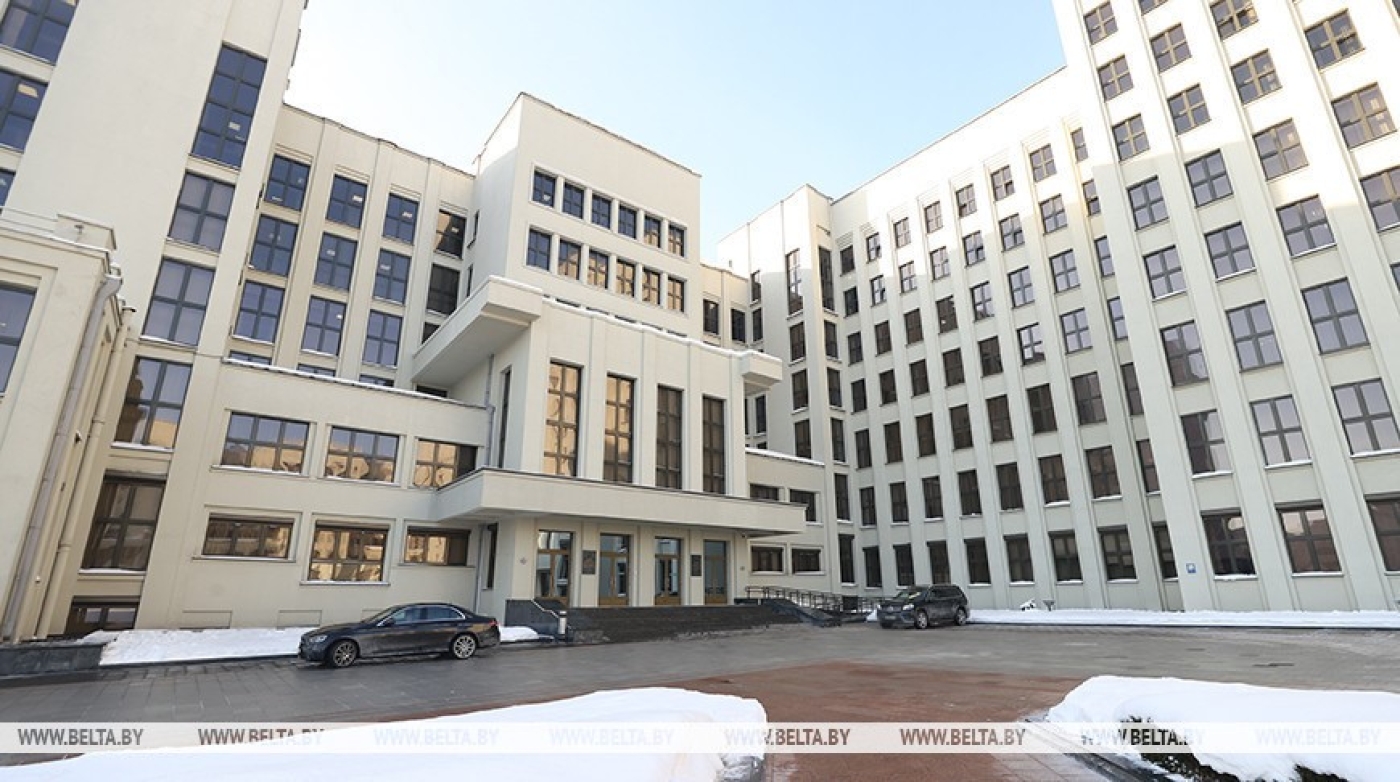 "Основа дальнейшей результативности". Лукашенко обозначил "мгновенные" задачи для правительства