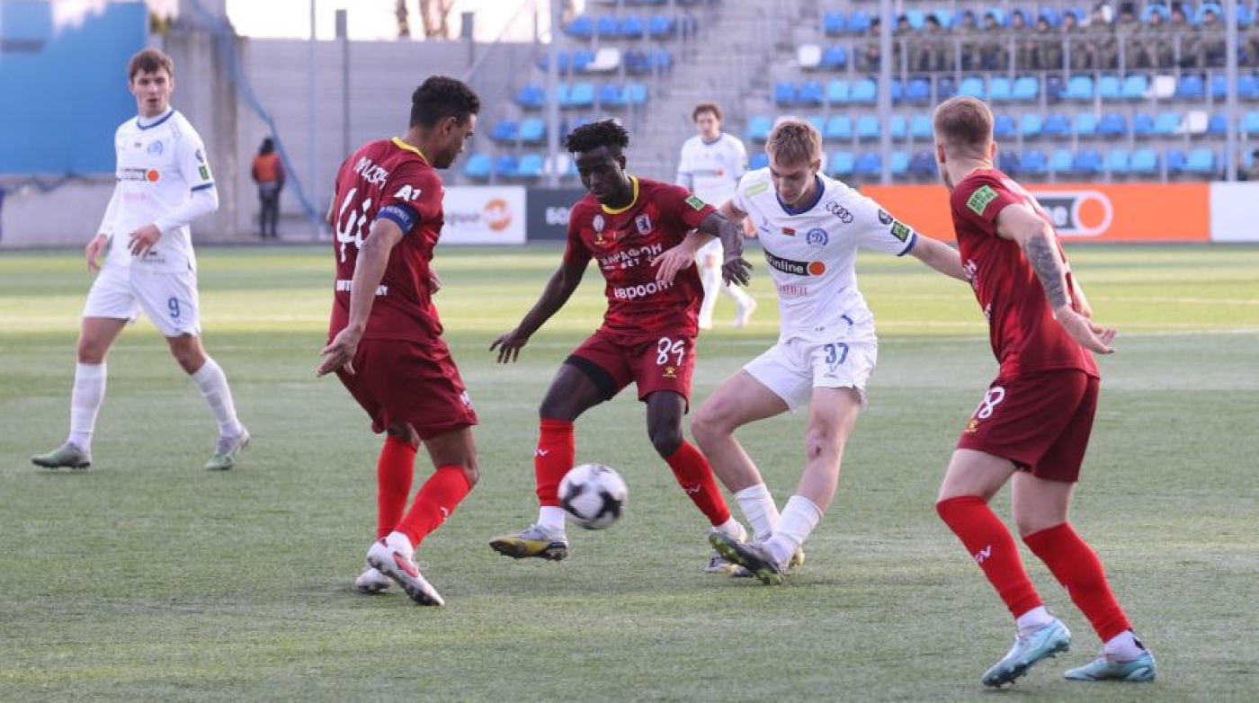 Медведи не отошли от спячки. Минское "Динамо" с победы начало чемпионат Беларуси по футболу