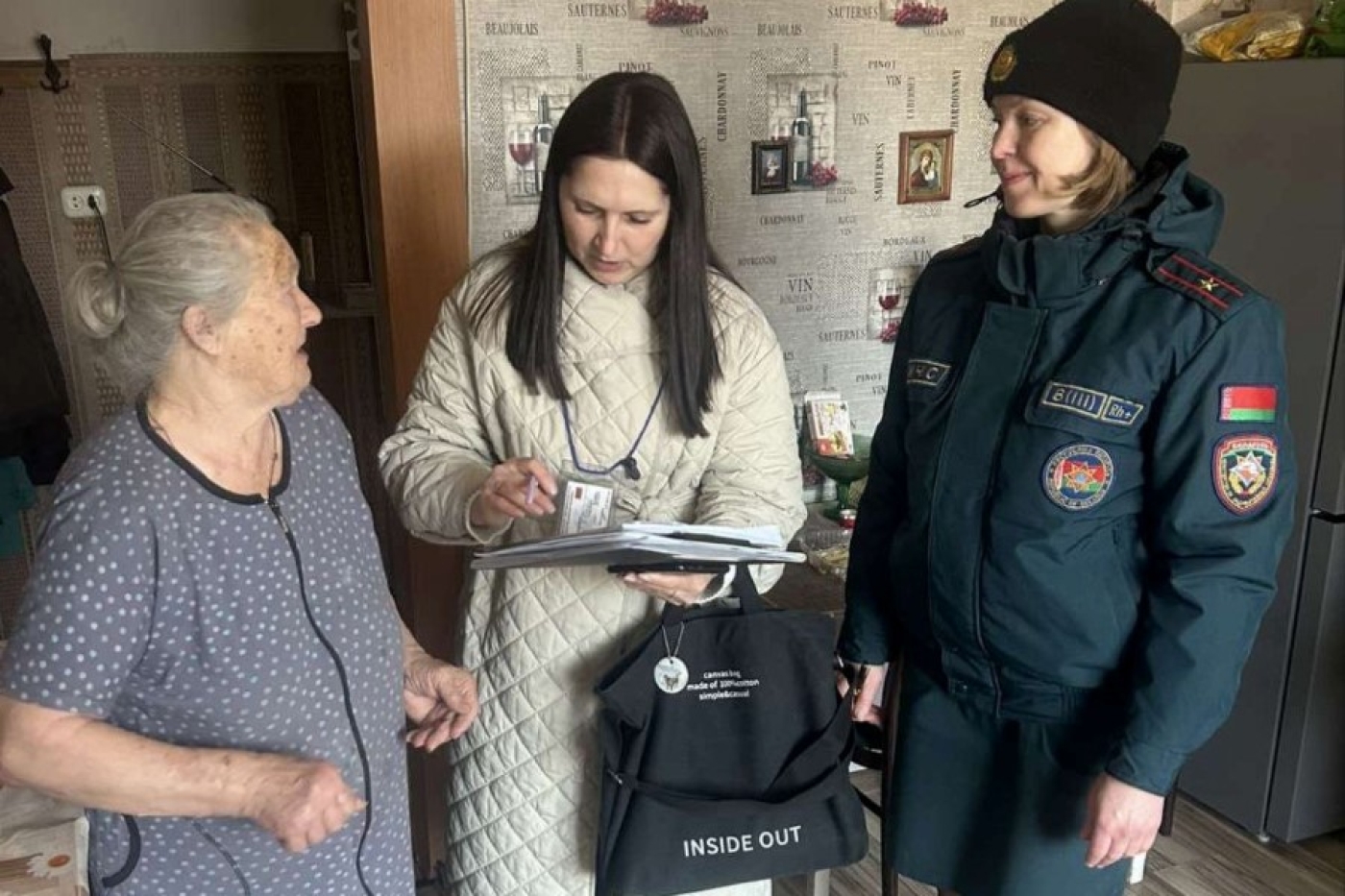 Соцслужбы и РОЧС проводят рейды по пожароопасным домам в рамках акции «За безопасность вместе!»