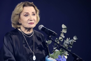 Лукашенко поздравил народную артистку РСФСР Аллу Демидову с юбилеем