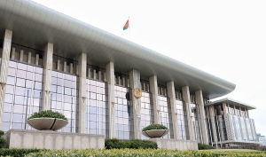 Лукашенко поздравил с Пасхой Патриарха Кирилла и Митрополита Вениамина