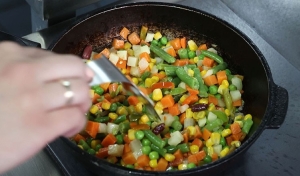 Сколько времени тратят супружеские пары в выходные на домашние дела, рассказали в Белстате