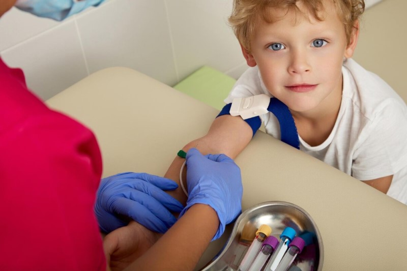 Медик объяснил, почему может быть повышен уровень моноцитов в крови