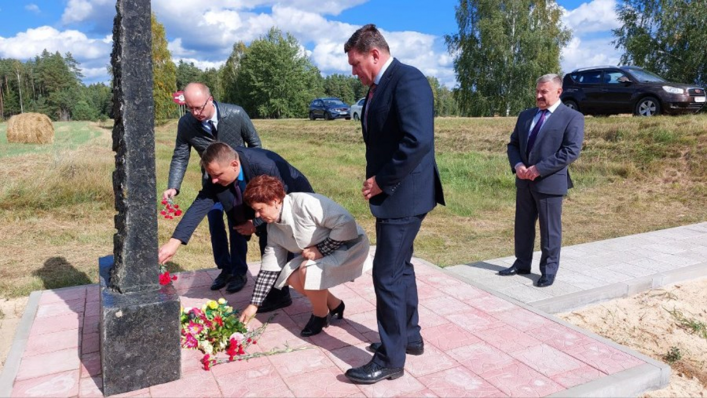 В память о сожженной деревне...