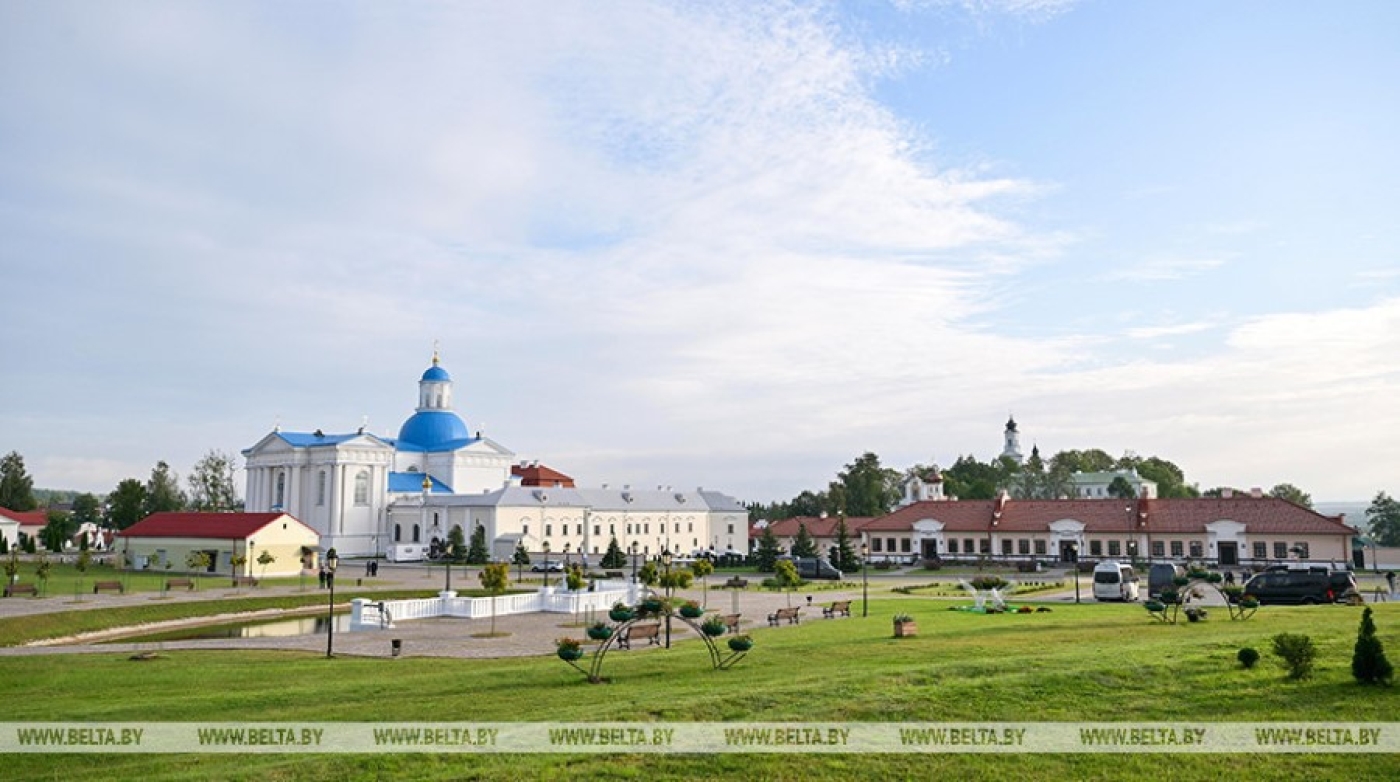 Лукашенко о религиозных центрах: надо понемножку помогать всем, чтобы сохранить мир и покой в Беларуси