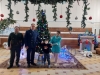 С новогодними поздравлениями и подарками!