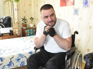 Нужна помощь, чтобы встать на ноги