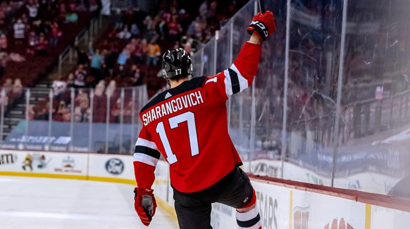 Хоккеисты "Нью-Джерси" с Егором Шаранговичем пробились во второй раунд плей-офф НХЛ