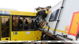 В больницы Минска и области с травмами после ДТП на Смиловичском тракте обратились 40 человек