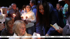 В Будславе верующие стали участниками процессии с копией иконы Матери Божьей Будславской