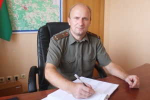 Прямую линию проведёт военный комиссар Червенского и Березинского районов Минской области подполковник Александр КАХНОВИЧ