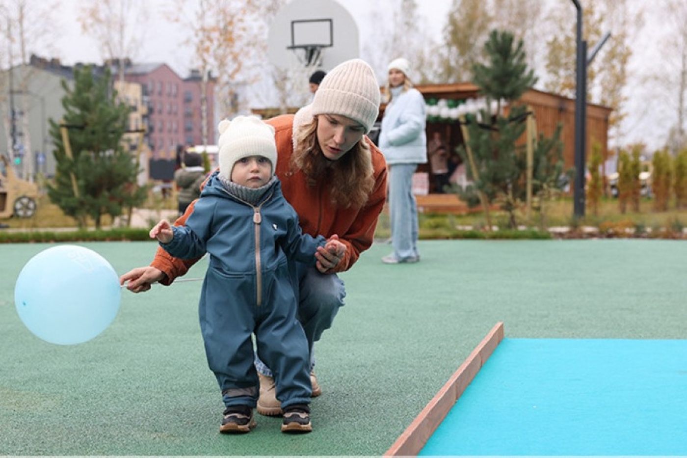 Семья или карьера? Что важнее для белорусок, рассказала социолог