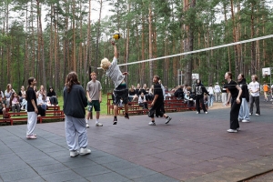 Что нужно, чтобы сделать отдых ребенка в лагере безопасным, рассказали эксперты