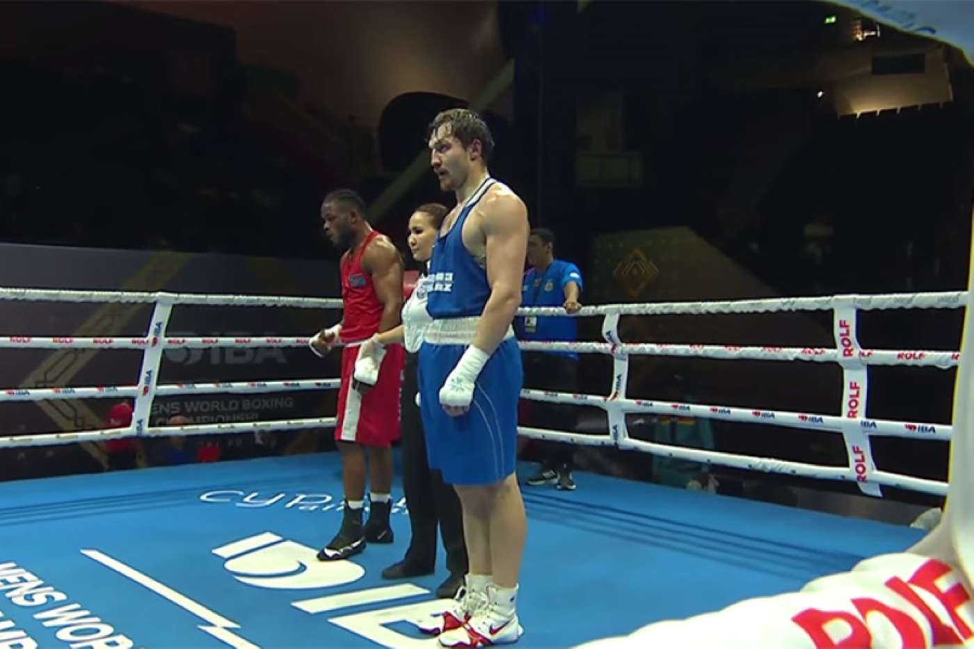 Белорус Алферов гарантировал медаль чемпионата мира по боксу