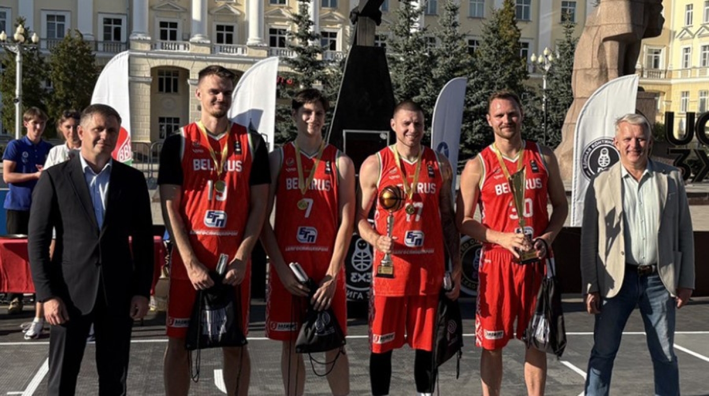 Белорусы выиграли турнир по фиджитал-баскетболу в Смоленске