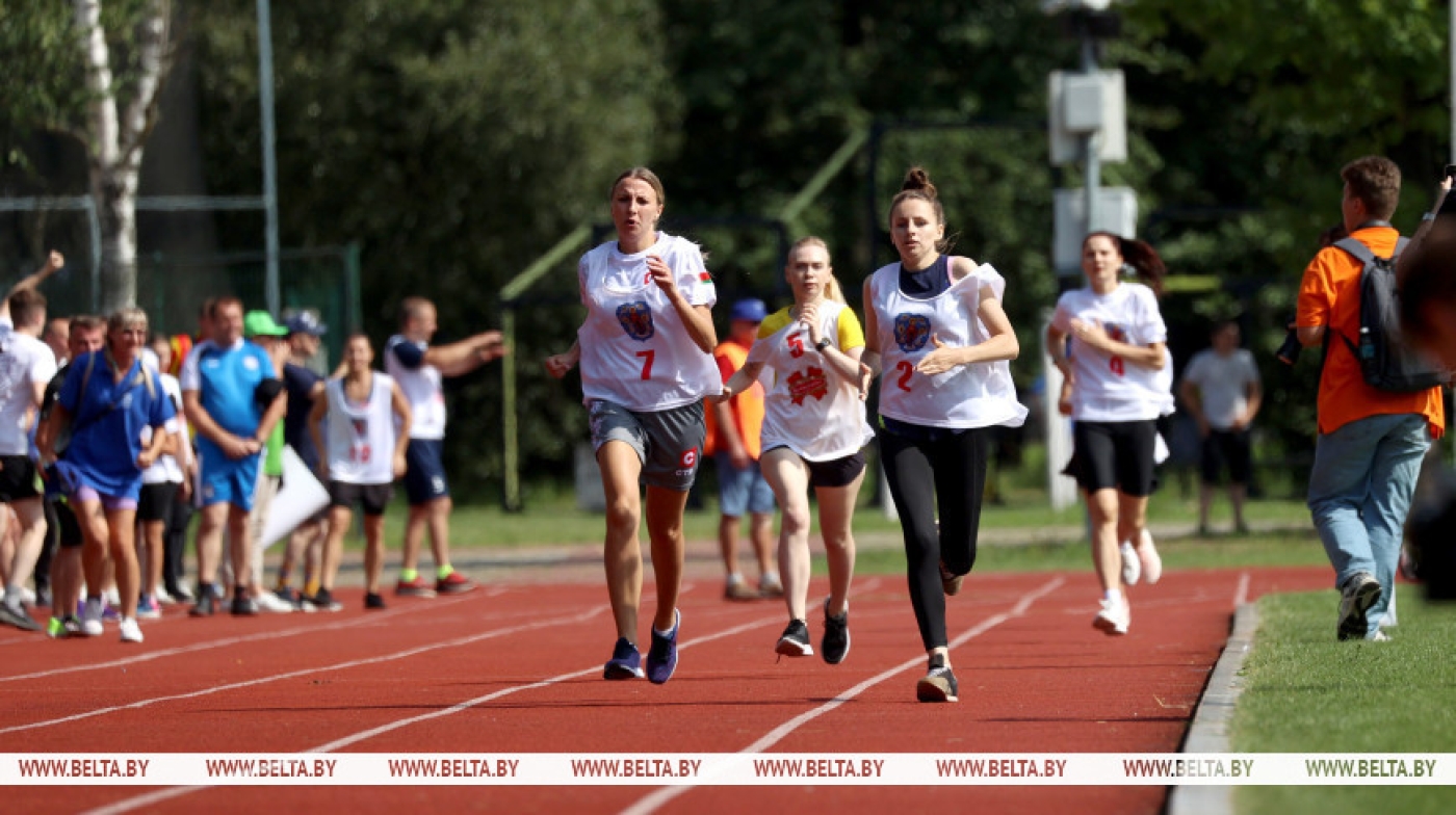 Республиканская спартакиада "Здоровье" среди сотрудников СМИ проходит в "Стайках"
