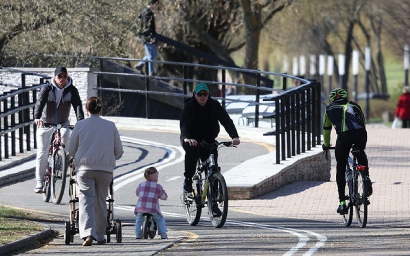 Сколько белорусов занимаются спортом, рассказали в Белстате