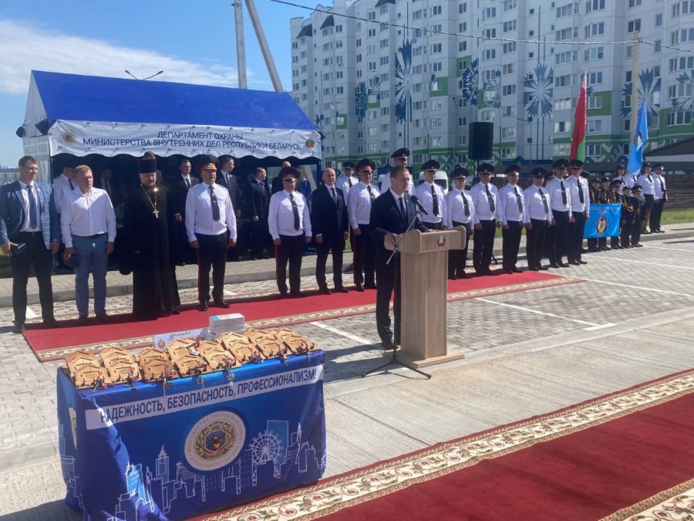 Александр Турчин: государство делает все возможное для достойного быта людей в погонах