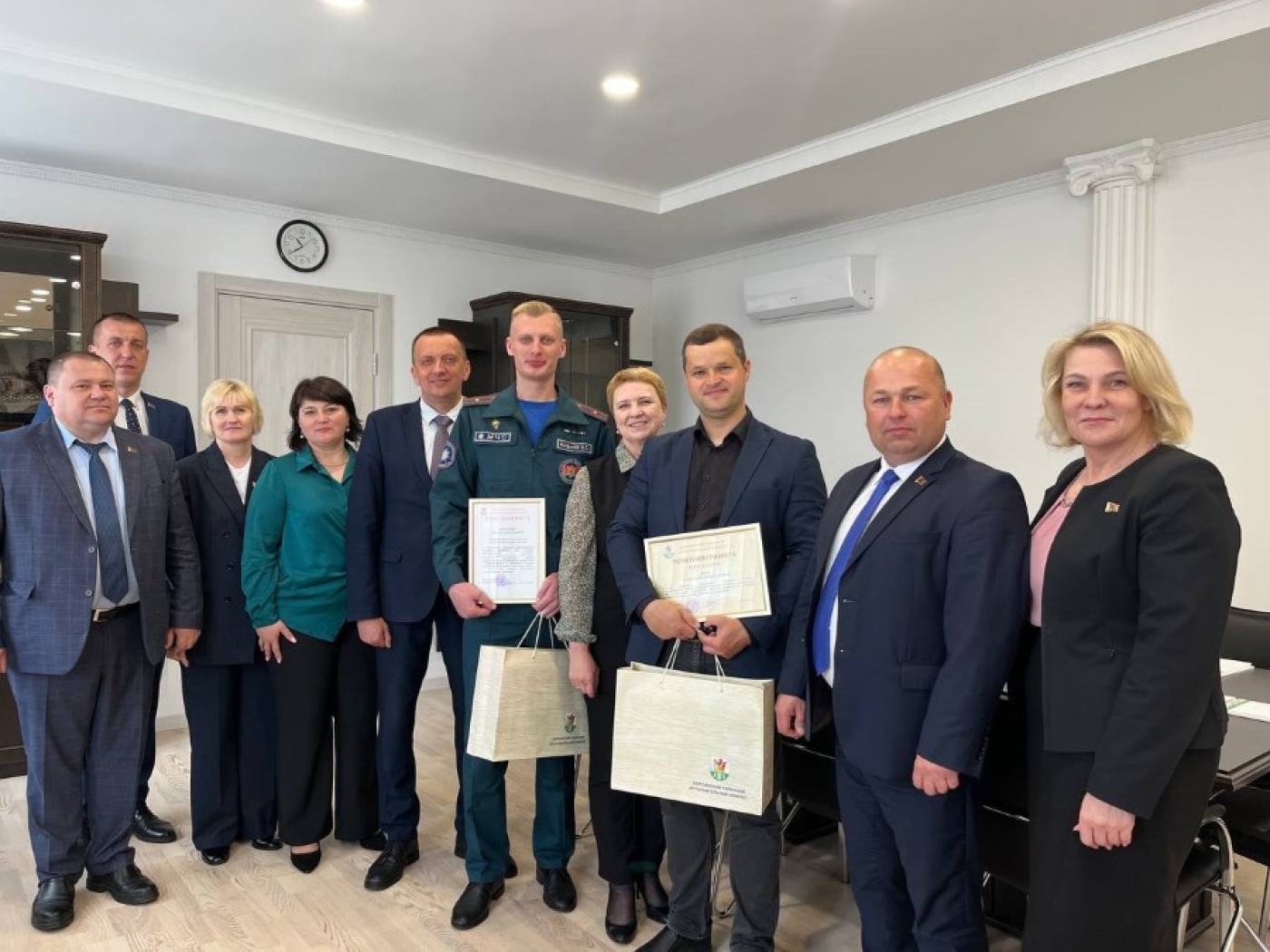 Сегодня День рождения отмечают директор ОАО «Бродец» Александр Крук и начальник Березинского РОЧС Иван Мазаник