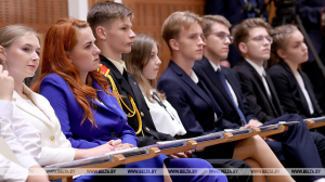 Лукашенко: наша задача - достойно передать эстафету молодому поколению