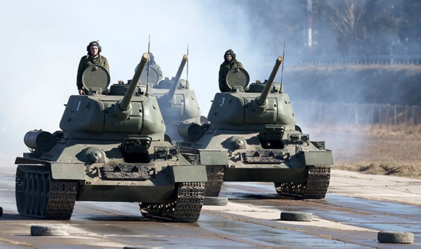 Минобороны: более 220 единиц техники будут участвовать в военном параде 9 Мая