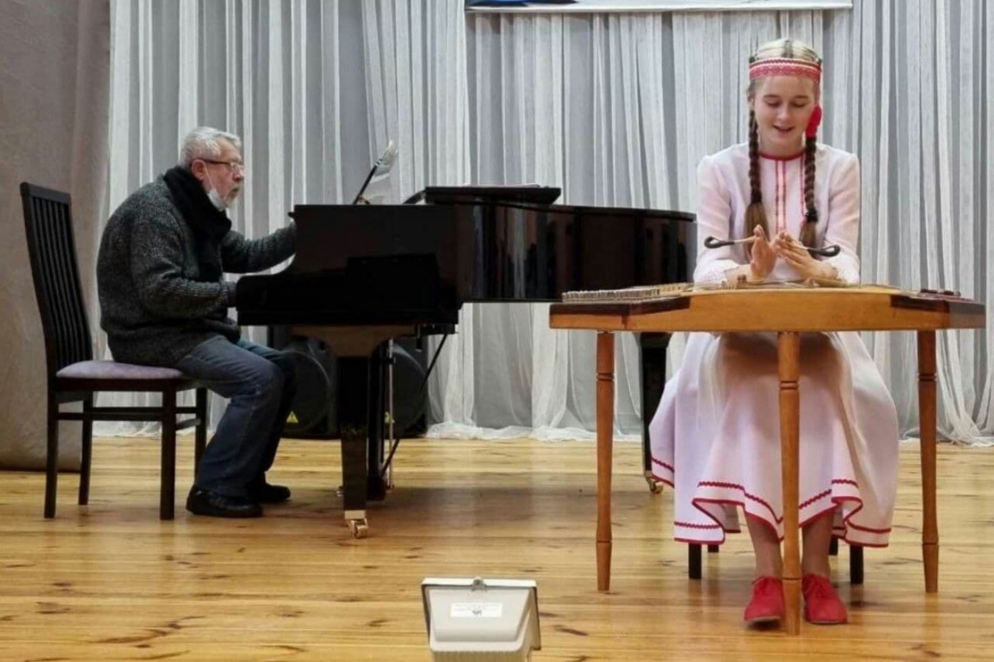 Ученица школы искусств Пашкова Дарья выступила III Международном Многожанровом Конкурсе Искусств «Зимняя волна»