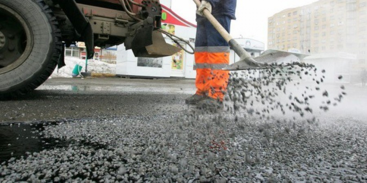 «Горячая линия» на тему «Эффективность принимаемых мер по строительству, ремонту и содержанию автомобильных дорог и объектов уличнодорожной сети