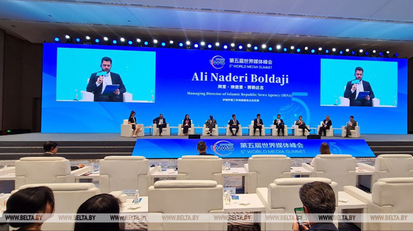 "Построить мост общения". Участники 5-го Всемирного медиасаммита в Китае приняли совместное заявление