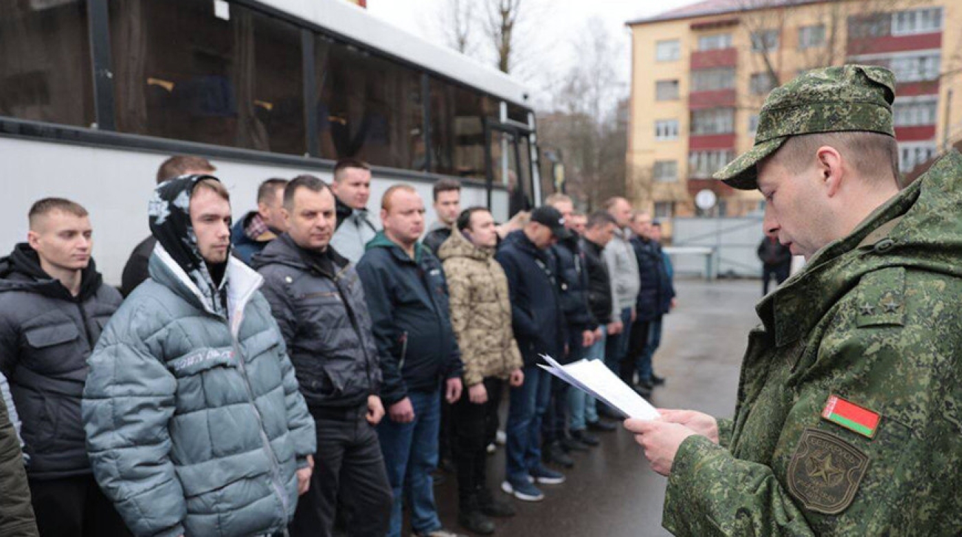 Проверка боеготовности ВС. Более 3 тыс. военнообязанных прибыли в пункт приема личного состава