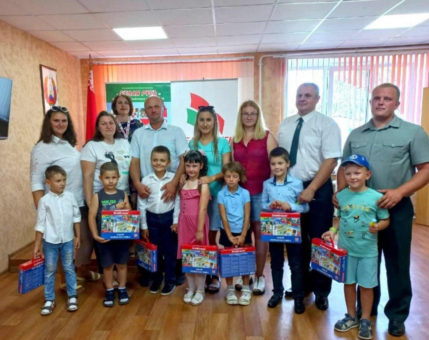 В школу с "Белой русью"