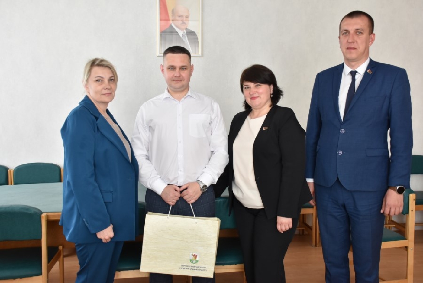 День рождения отмечает Алексей Книга